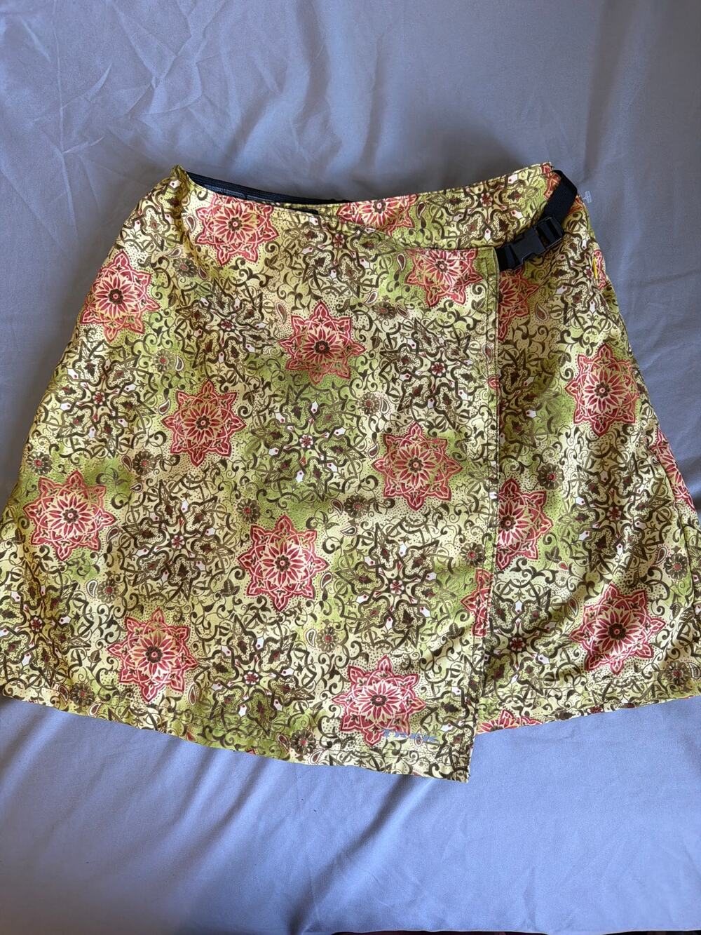 Trek Size M women's padded seat bike skirt